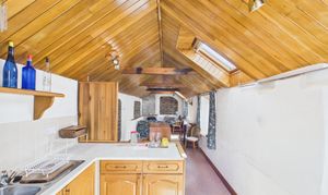 Kitchen area