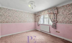 Cambourne Road, Burbage, LE10 photo