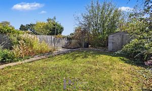 Leighton Crescent, Elmesthorpe, LE9 photo