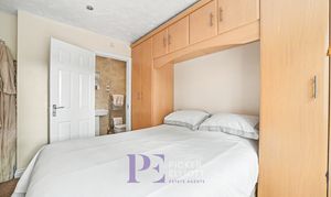Cadeby Close, Hinckley, LE10 photo