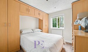 Cadeby Close, Hinckley, LE10 photo