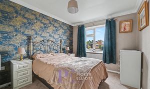 Ribblesdale Avenue, Hinckley, LE10 photo