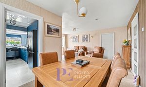 Ribblesdale Avenue, Hinckley, LE10 photo