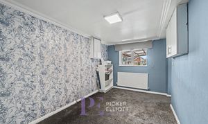 Ribblesdale Avenue, Hinckley, LE10 photo