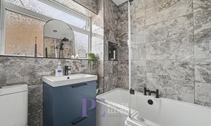 Lochmore Drive, Hinckley, LE10 photo