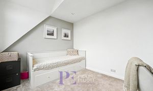 Marlborough Close, Burbage, LE10 photo