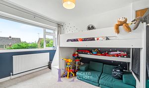 Marlborough Close, Burbage, LE10 photo