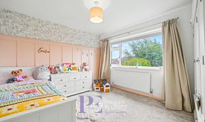 Marlborough Close, Burbage, LE10 photo
