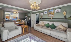 A photo of house for sale on Merevale Close, Hinckley, LE10 from Picker Elliott Hinckley