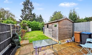 Rutland Avenue, Hinckley, LE10 photo