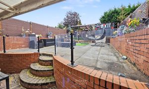 Milton Close, Hinckley, LE10 photo