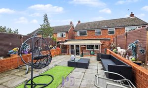 Milton Close, Hinckley, LE10 photo