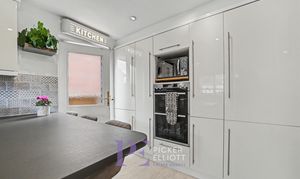 Mays Farm Drive, Stoney Stanton, LE9 photo