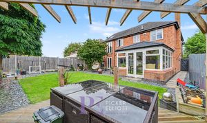 Mays Farm Drive, Stoney Stanton, LE9 photo