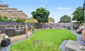 Mays Farm Drive, Stoney Stanton, LE9 photo