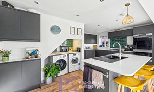 Stoneley Road, Stoke Golding, CV13 photo