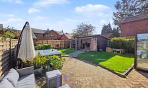 Stoneley Road, Stoke Golding, CV13 photo