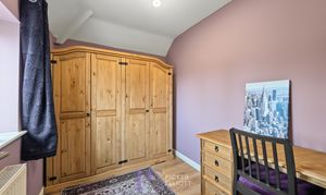 Gwendoline Avenue, Hinckley, LE10 photo