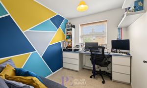 Percival Way, Groby, LE6 photo