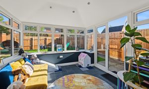 Percival Way, Groby, LE6 photo
