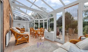 Wilemans Close, Earl Shilton, LE9 photo