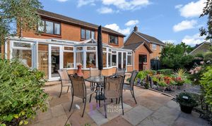 Wilemans Close, Earl Shilton, LE9 photo