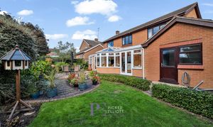 Wilemans Close, Earl Shilton, LE9 photo