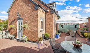 The Green, Dadlington, CV13 photo