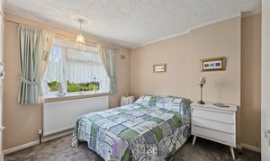 Hollydene Crescent, Earl Shilton, LE9 photo