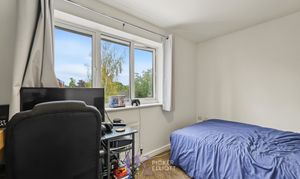 St. Francis Close, Hinckley, LE10 photo