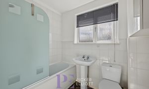 Wykin Road, Hinckley, LE10 photo