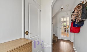A photo of house for sale on King Richards Hill, Earl Shilton, LE9 from Picker Elliott Hinckley