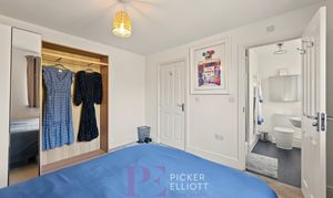 Olive Close, Burbage, LE10 photo