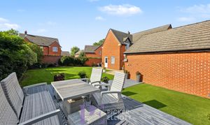 Olive Close, Burbage, LE10 photo