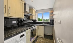 A photo of house for sale on School Hill, Nuneaton, CV10 from Picker Elliott Hinckley