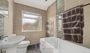 Tudor Road, Hinckley, LE10 photo