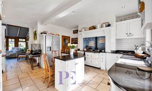 Leicester Road, Hinckley, LE10 photo