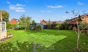 Leicester Road, Sapcote, LE9 photo