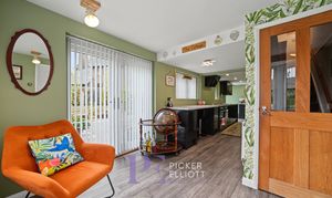 Leicester Road, Sapcote, LE9 photo