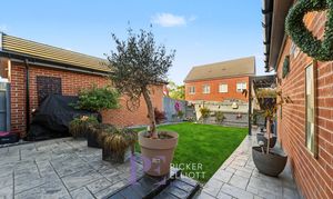 Westfield Avenue, Earl Shilton, LE9 photo