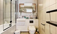 4 Jubilee Walk, London, WC1X