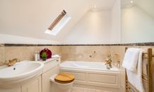 En-suite 2