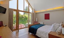Principal bedroom