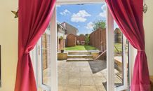 Image for property edddfd66-6bd2-4e65-b68e-52d68ff131eb