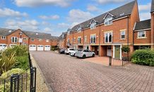 Fosse Close, Burbage, LE10 photo