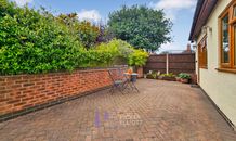 Sapcote Road, Burbage, LE10 photo