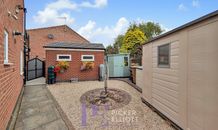 Moray Close, Hinckley, LE10 photo