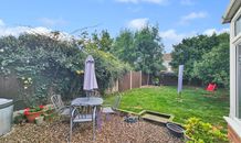 Zealand Close, Hinckley, LE10 photo
