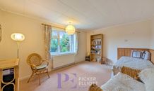 Roseway, Stoke Golding, CV13 photo