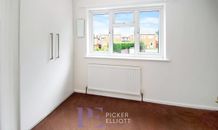 Willow Close, Burbage, LE10 photo